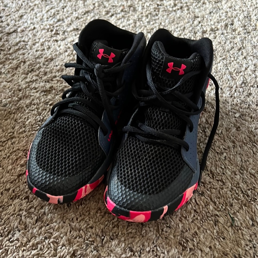Under armor youth size